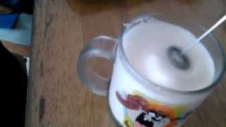 Aerolatte Review Frothing Cold Milk In Under 1 Minute [upl. by Rosemarie]